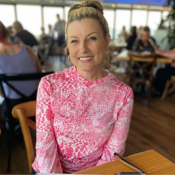 Meet your Posher, Eva - Picture 1 of 8